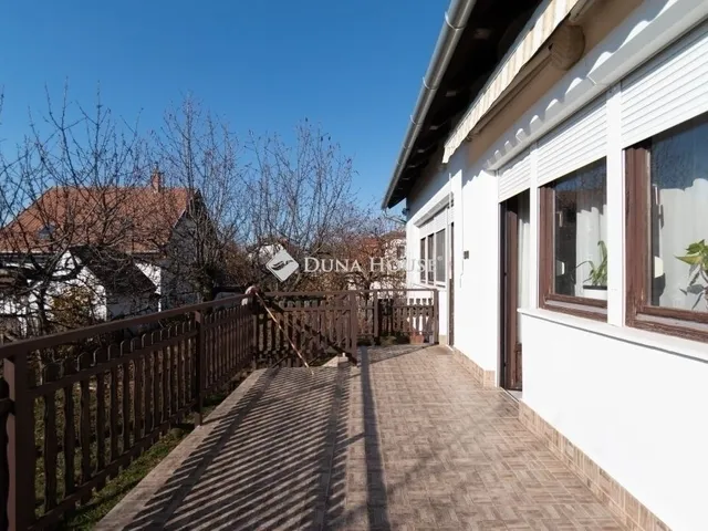 Eladó ház Budapest XVI. kerület 137 nm