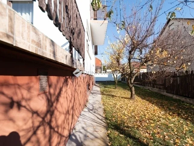 Eladó ház Budapest XVI. kerület 137 nm