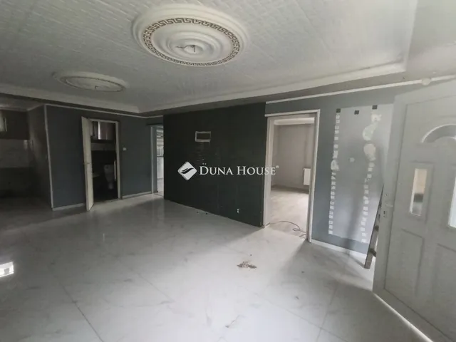 Eladó ház Isaszeg 72 nm