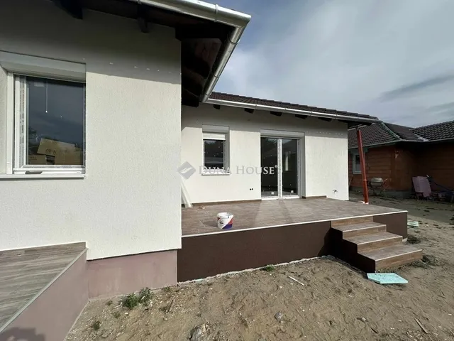 Eladó ház Monorierdő 80 nm