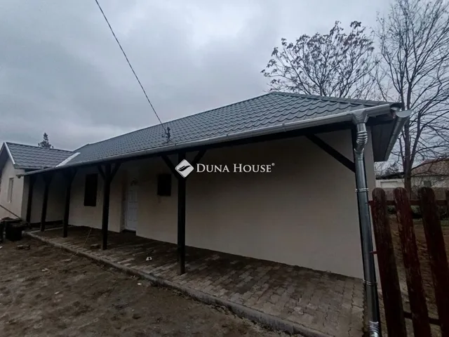 Eladó ház Tápióbicske 61 nm