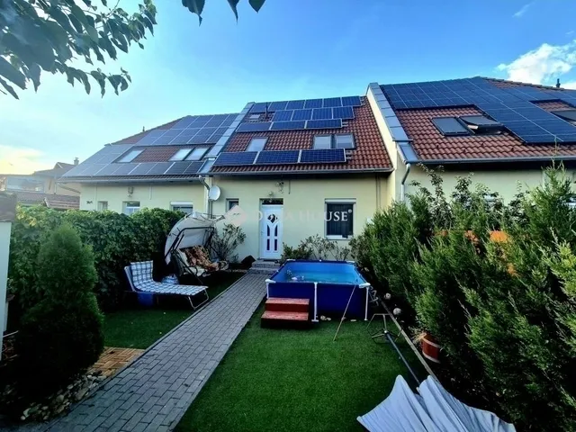 Eladó ház Üllő 145 nm