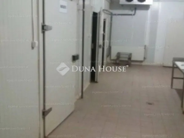 Eladó kereskedelmi és ipari ingatlan Inárcs 1300 nm