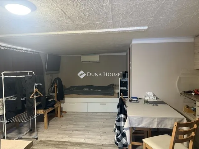 Eladó ház Pécel 150 nm