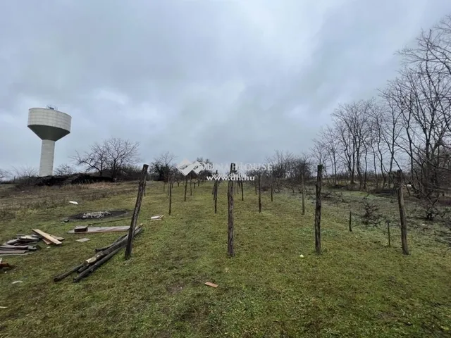 Eladó ház Kóka 200 nm