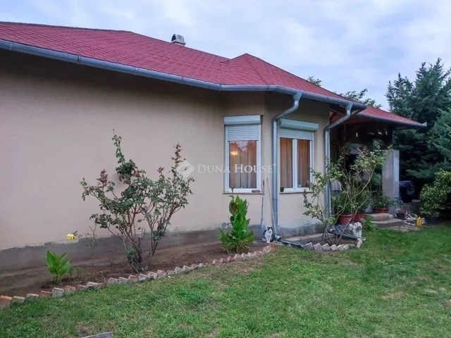Eladó ház Ócsa 80 nm