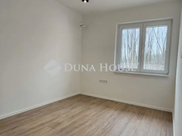 Eladó ház Vasad 114 nm