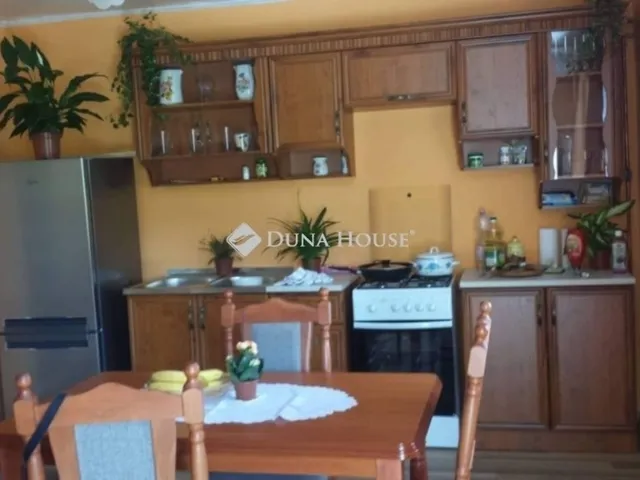 Eladó ház Tápióság 67 nm