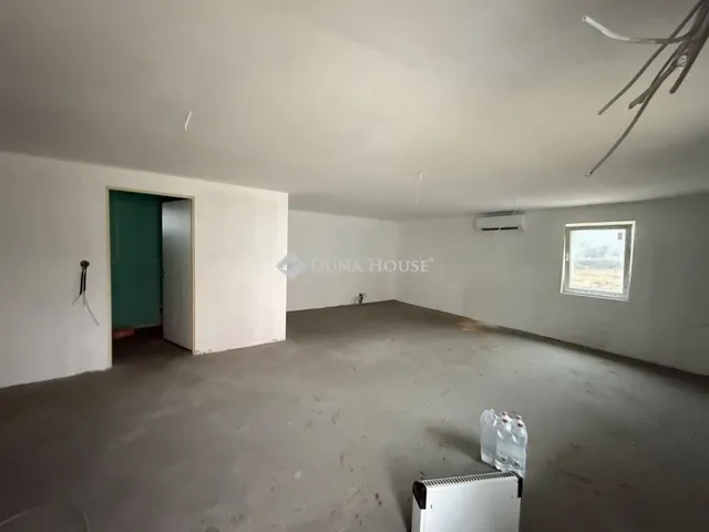 Eladó ház Kóka 67 nm