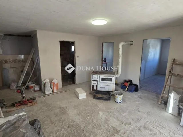 Eladó ház Tápióbicske 74 nm