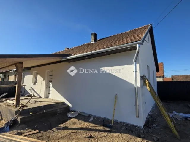 Eladó ház Tápióbicske 74 nm