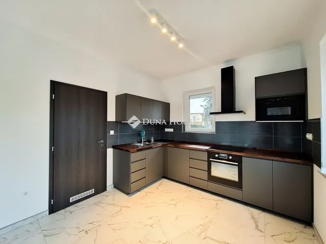 Eladó ház Monor 107 nm