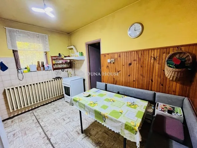Eladó ház Dány 86 nm