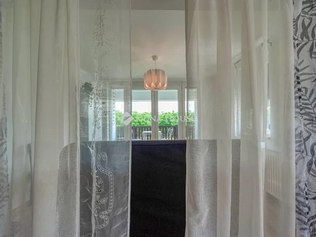 Eladó ház Domony 205 nm