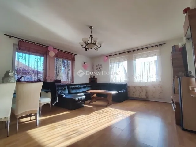 Eladó ház Gyömrő 170 nm