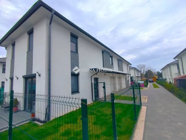 Eladó lakás Budapest XVII. kerület 120 nm