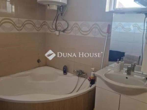 Eladó ház Aszód 166 nm