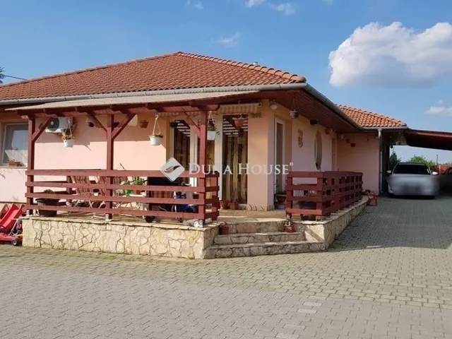 Eladó ház Üllő 172 nm