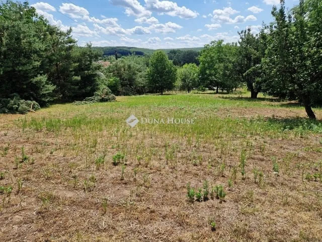 Eladó telek Sülysáp 600 nm