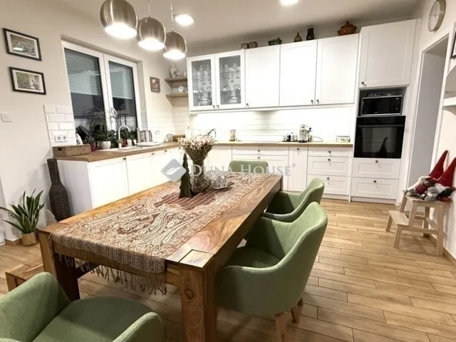 Eladó ház Üllő 112 nm