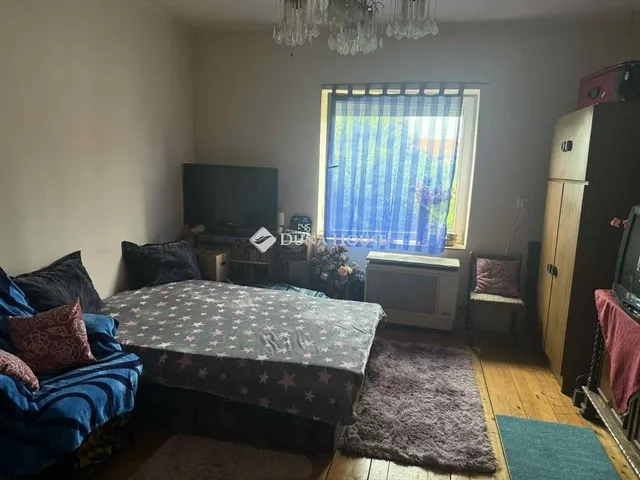 Eladó ház Szentlőrinckáta 75 nm