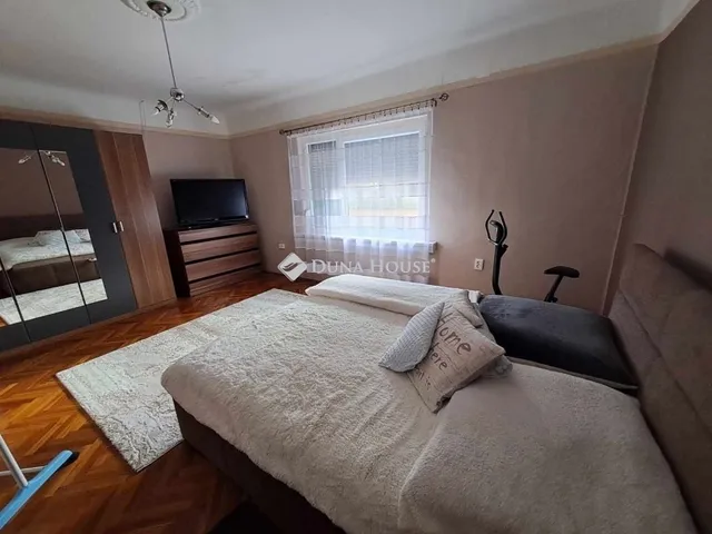 Eladó ház Tápiószele 107 nm