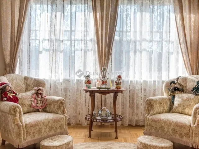 Eladó ház Budapest XVII. kerület 380 nm