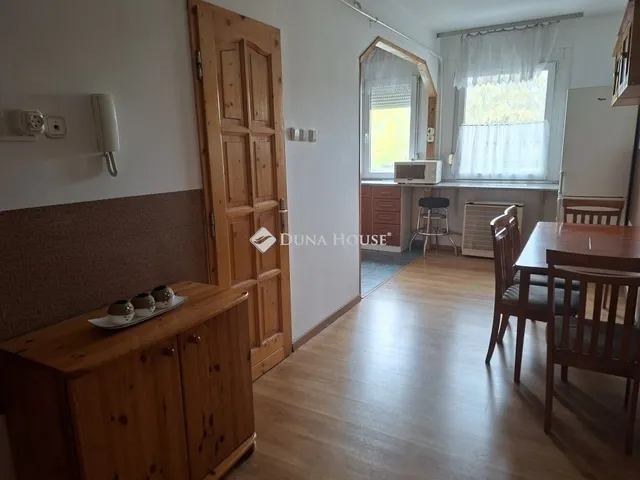 Eladó lakás Gödöllő 69 nm