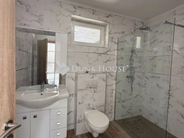 Eladó ház Dánszentmiklós 71 nm