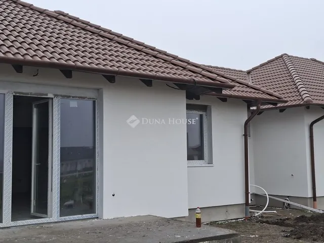 Eladó ház Jászberény 83 nm