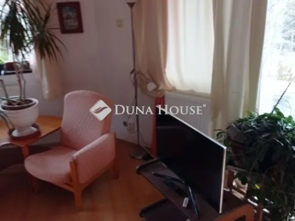 Eladó ház Veresegyház 280 nm