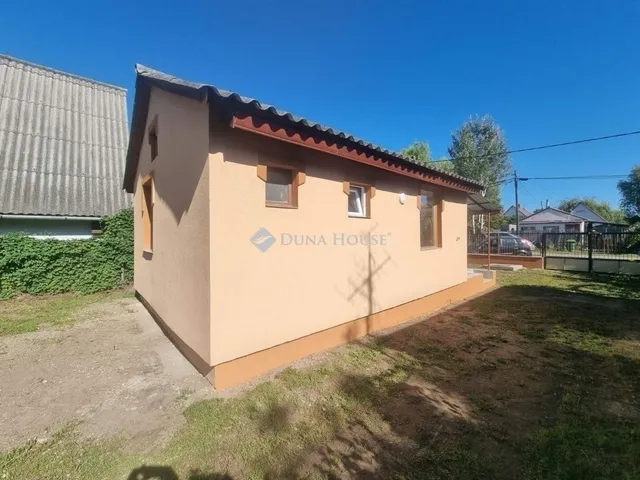Eladó nyaraló Tóalmás 30 nm