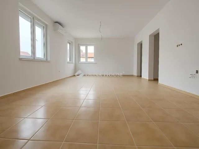 Eladó ház Monor 201 nm
