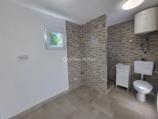 Eladó ház Tóalmás 30 nm