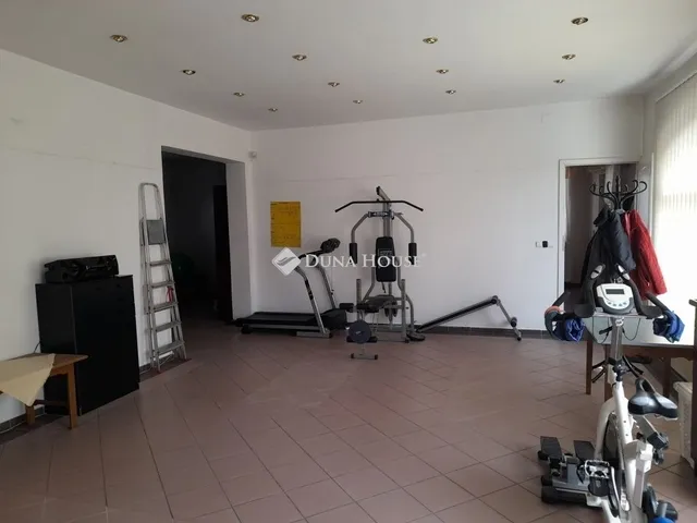 Eladó ház Veresegyház 277 nm