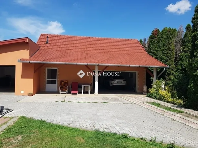 Eladó ház Maglód 193 nm