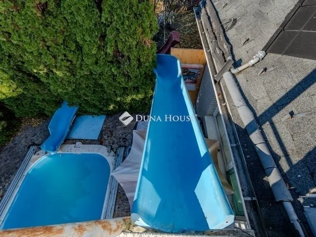 Eladó ház Veresegyház 250 nm