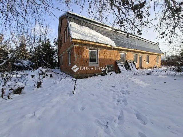 Eladó ház Tóalmás 338 nm