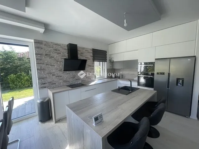 Eladó ház Veresegyház 170 nm