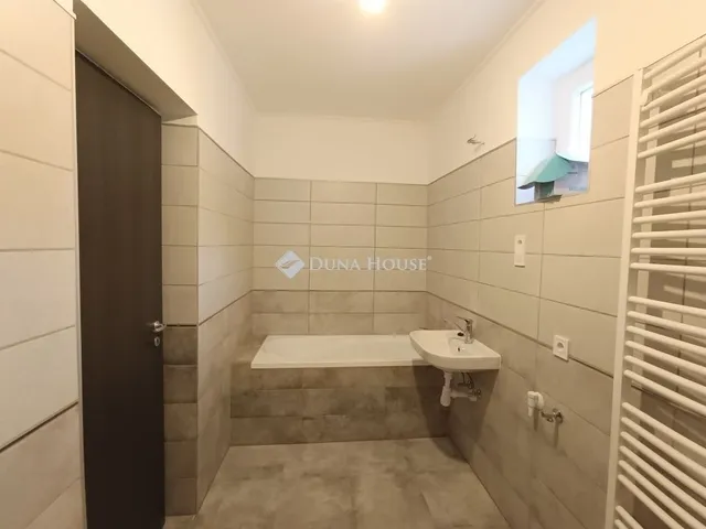 Eladó ház Nagykáta 87 nm