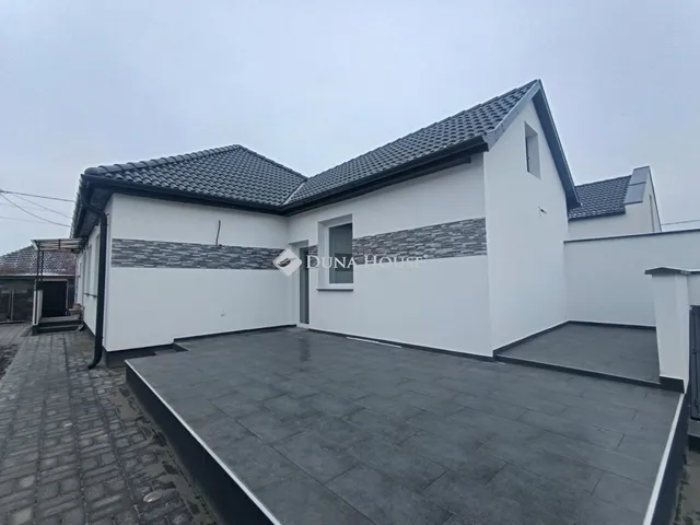 Eladó ház Nagykáta 87 nm