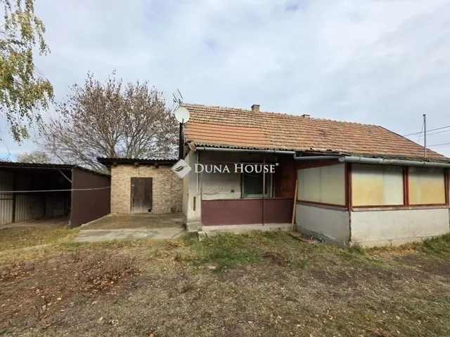 Eladó ház Tápiószecső 72 nm