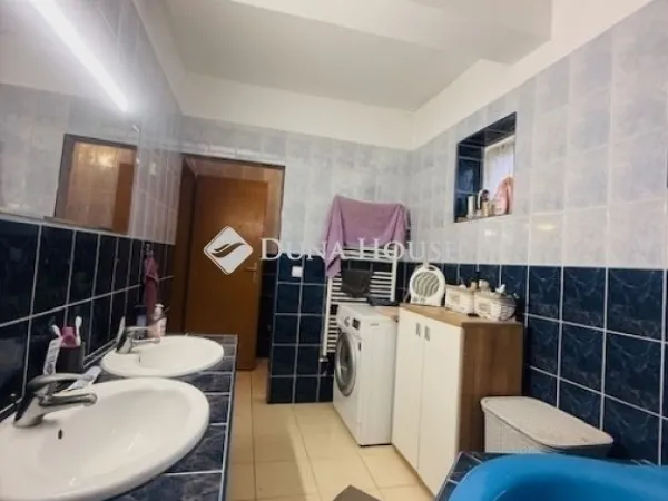 Eladó ház Vecsés 100 nm