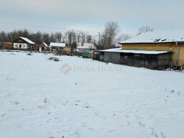 Eladó telek Farmos 1070 nm