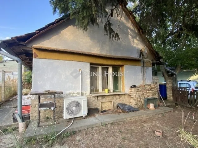 Eladó ház Gomba 64 nm