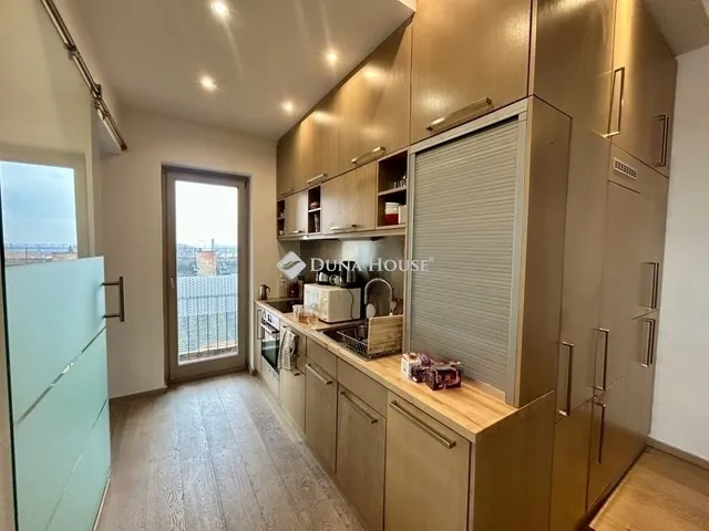 Eladó lakás Budapest X. kerület 79 nm