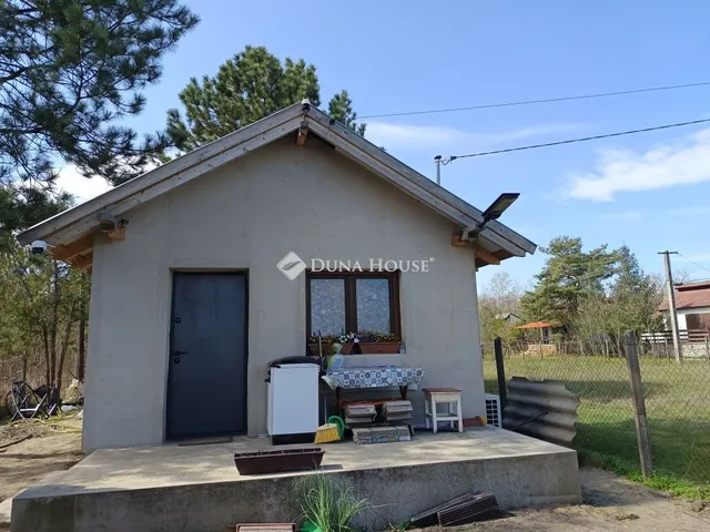Eladó ház Tápiószentmárton 30 nm