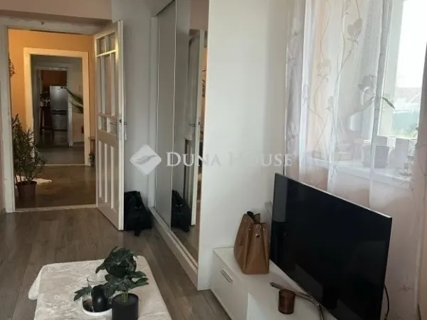 Eladó ház Tápióság 67 nm