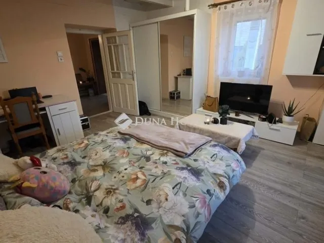 Eladó ház Tápióság 67 nm