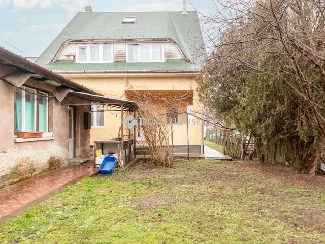 Eladó ház Budapest XVI. kerület 150 nm